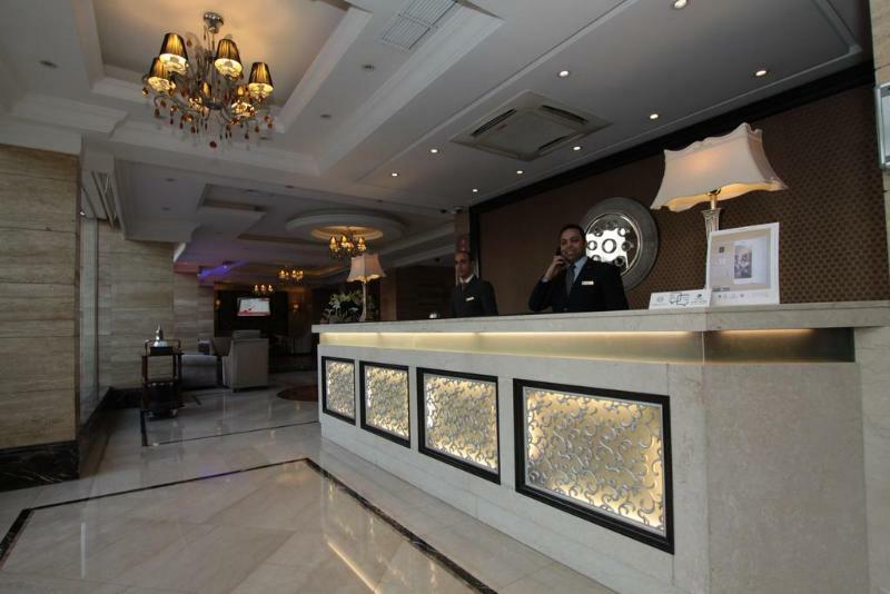 Boudl Hotel Suites Fahahil Kuwait City Bagian luar foto