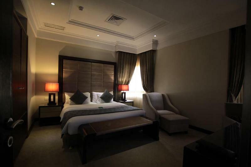 Boudl Hotel Suites Fahahil Kuwait City Bagian luar foto